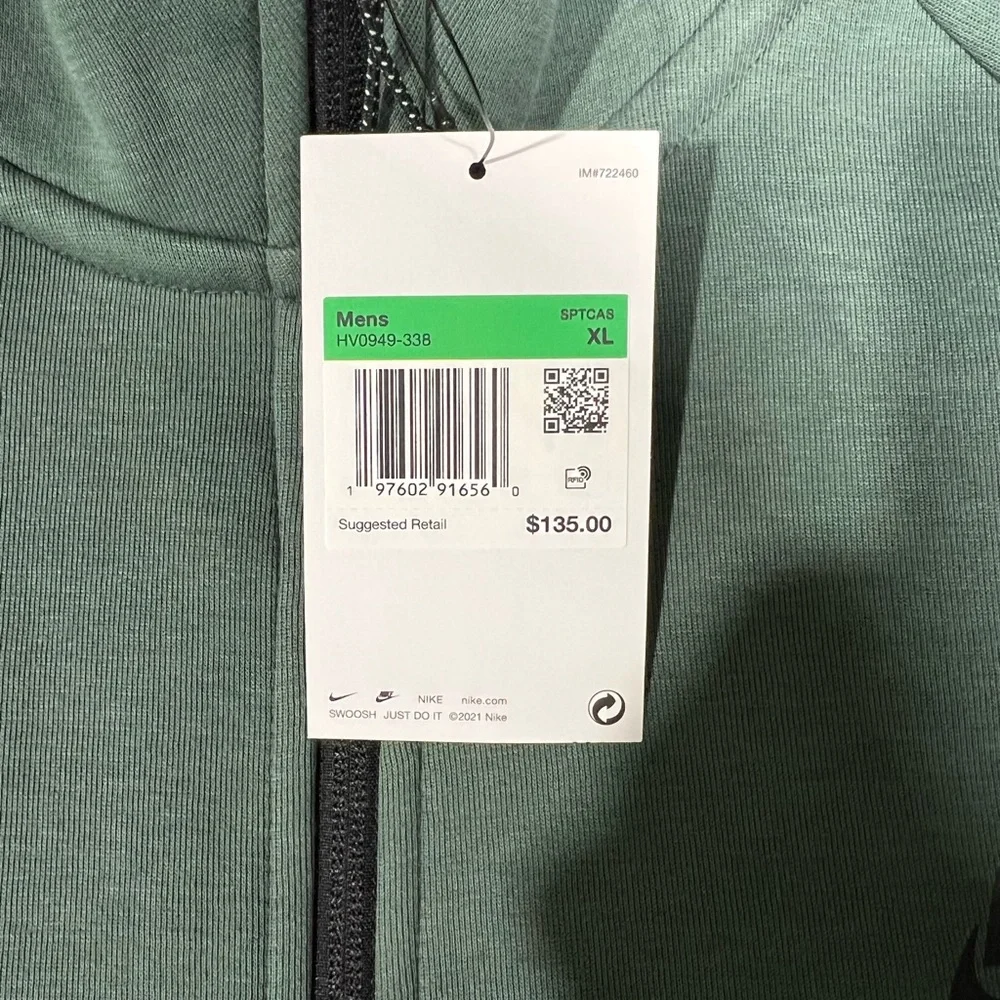Nike Men's Green Zip-Up Jacket - Picture 2 of 2